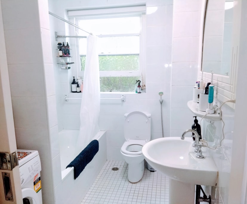 $350, Flatshare, 2 bathrooms, Double Bay NSW 2028
