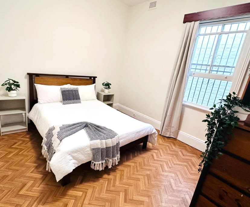 Room for Rent in Lewisham, Sydney 270, Furnished,...