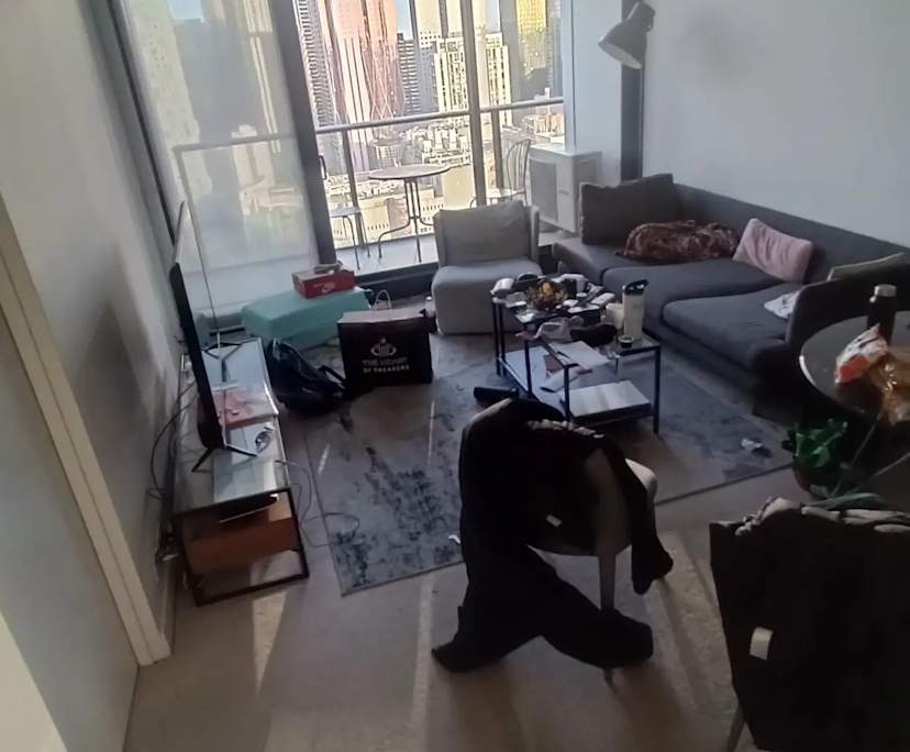 Furnished room in a flatshare