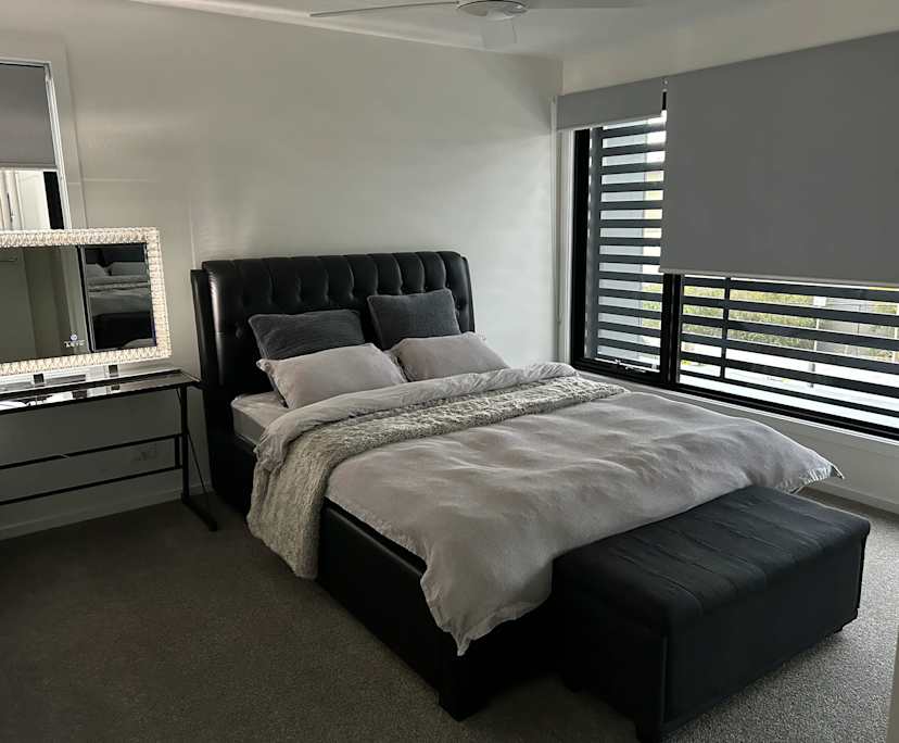 Room with ensuite in a share house