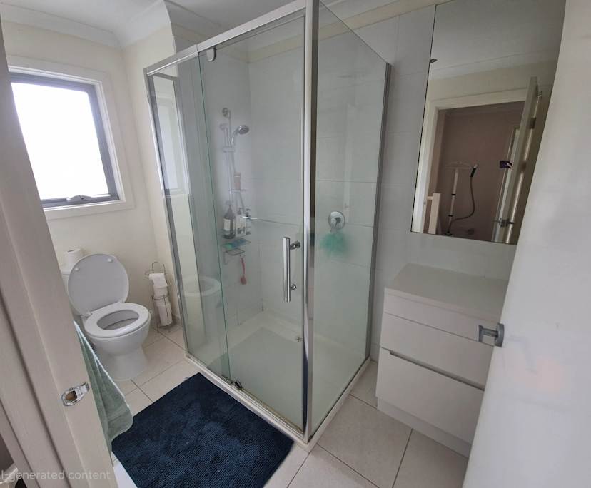 $225, Homestay, 1 bathroom, Keysborough VIC 3173