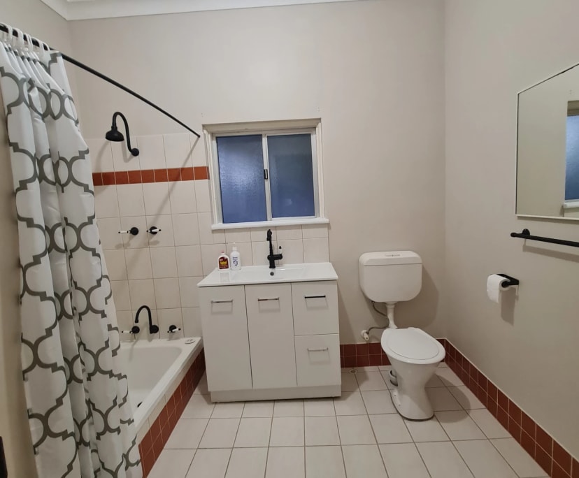 $500, Whole-property, 1 bathroom, Rockingham WA 6168