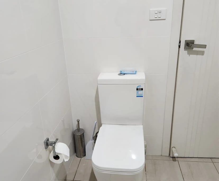 Furnished room with own bathroom