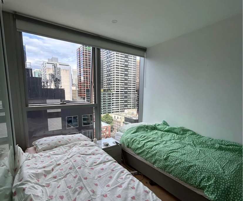 Furnished room in a flatshare