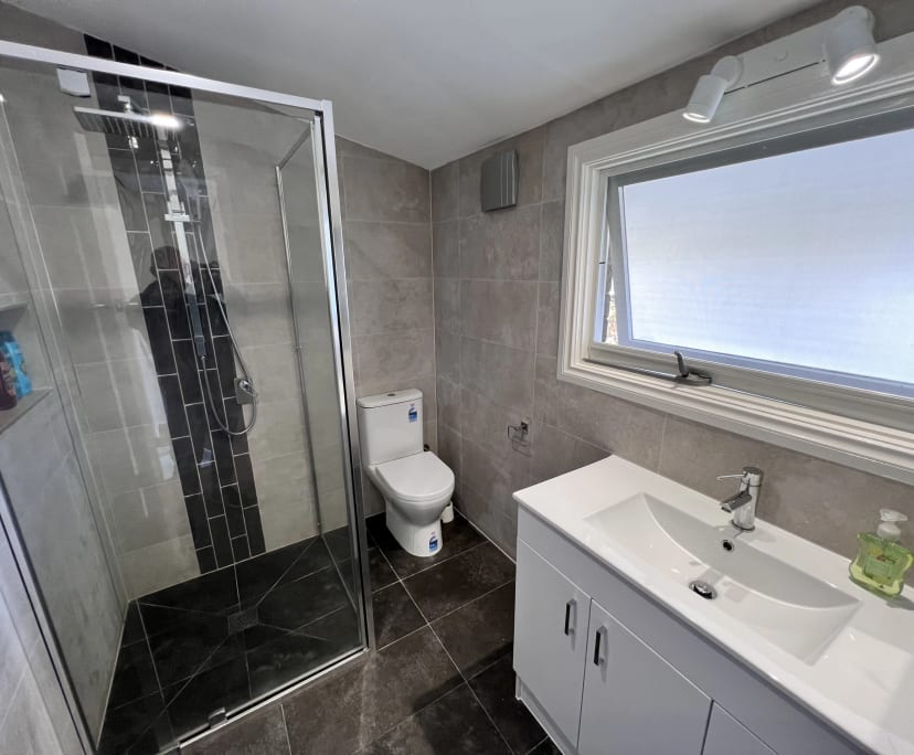 $340, Share-house, 6 bathrooms, Burwood VIC 3125