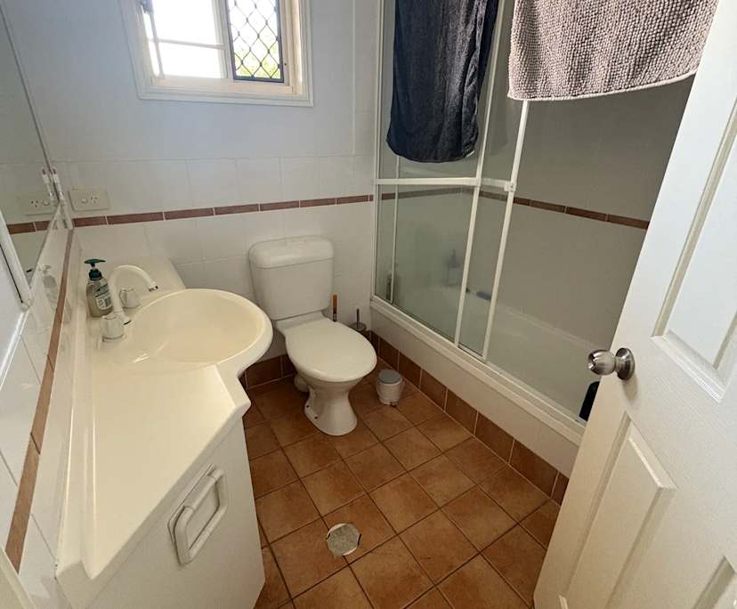 Furnished room with own bathroom