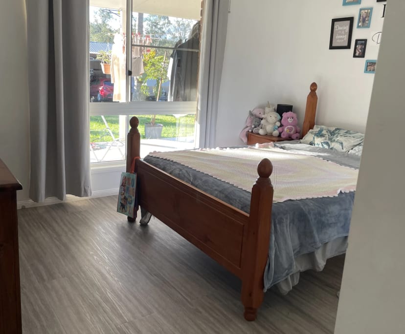 Room in a share house