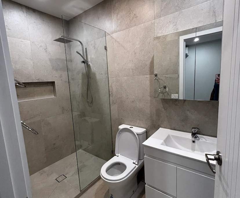 Room with ensuite in a share house