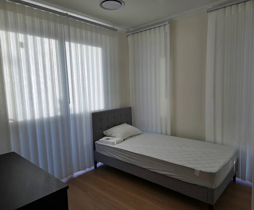 Furnished room with own bathroom