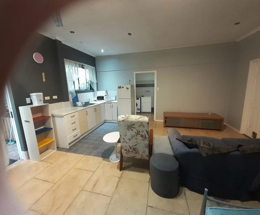 Studio for Rent in Kiels Mountain, Sunshine Coast