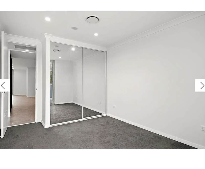 Unfurnished room with own bathroom