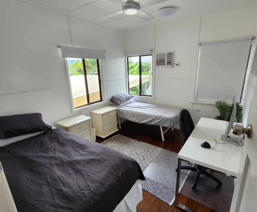 $320-330, Share-house, 2 rooms, Westcourt QLD 4870, Westcourt QLD 4870