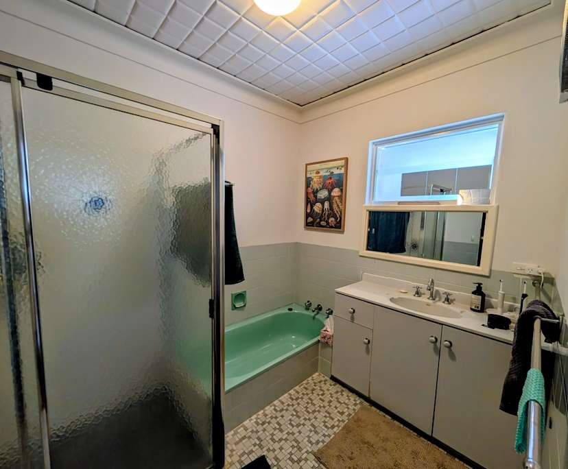 $245, Share-house, 3 bathrooms, Ardross WA 6153