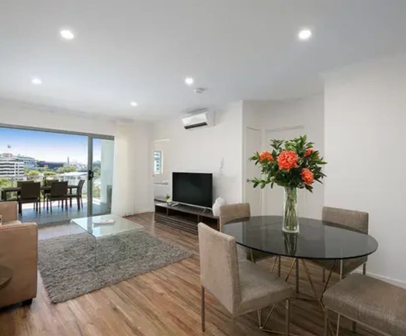 Unfurnished room with own bathroom