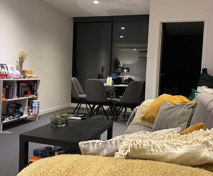 Furnished room in a flatshare