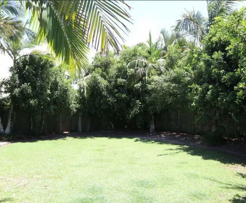 $400, Share-house, 4 bathrooms, Twin Waters QLD 4564