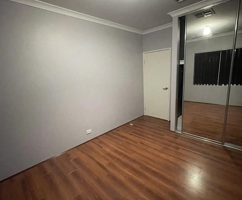Unfurnished room in a share house