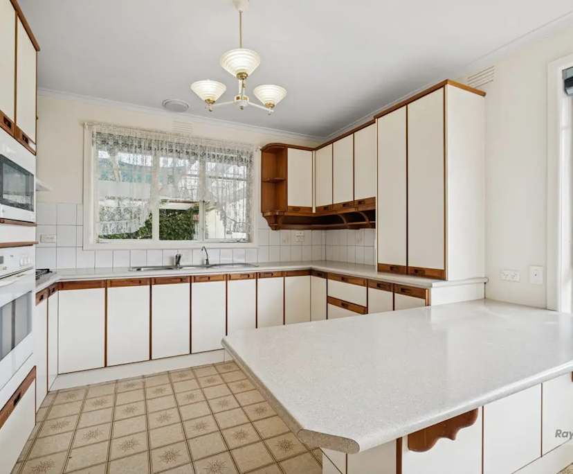 $230, Share-house, 3 bathrooms, Saint Albans VIC 3021