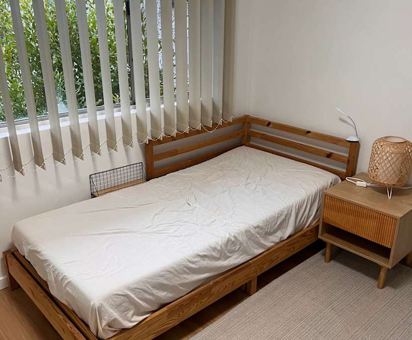 $330, Flatshare, 2 bathrooms, Toowong QLD 4066