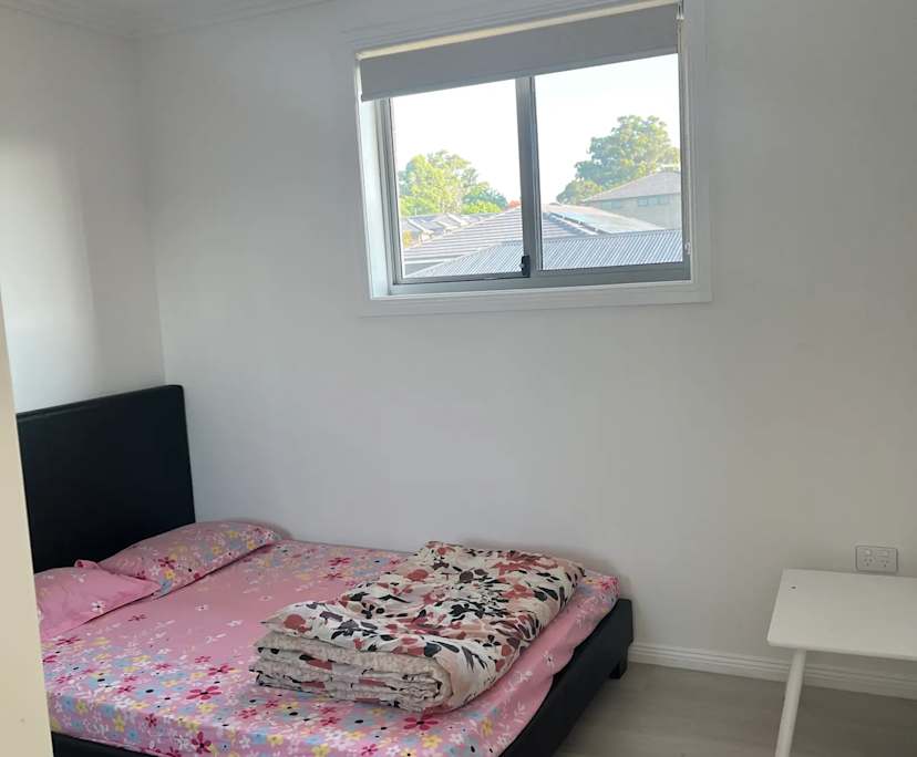 $230, Share-house, 4 bathrooms, Bradbury NSW 2560