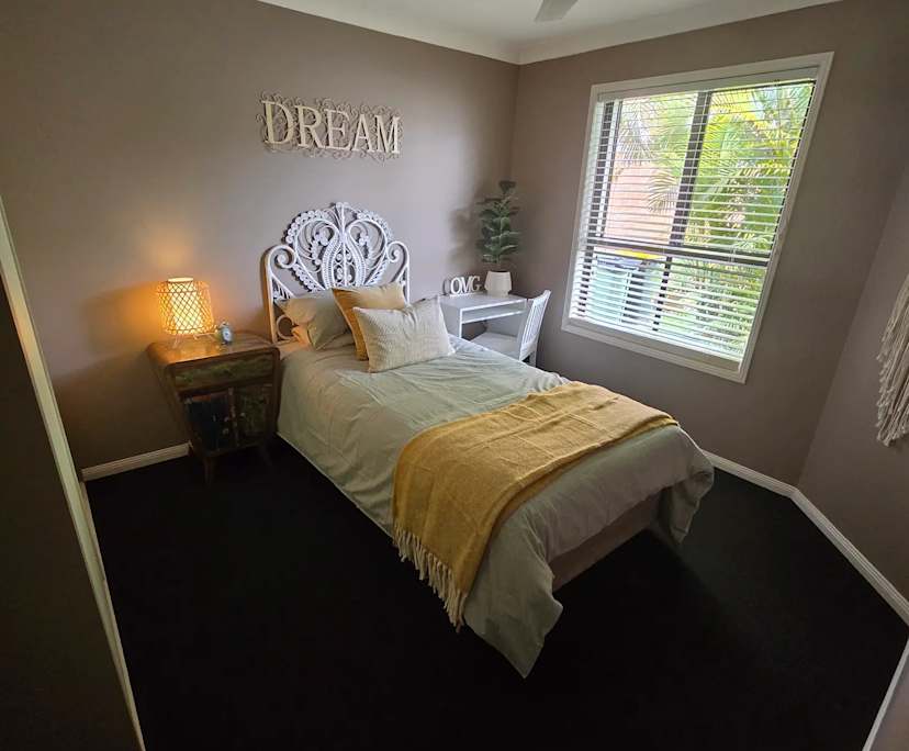 Unfurnished room in a share house