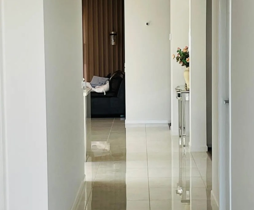 $325, Homestay, 4 bathrooms, Mulgrave VIC 3170