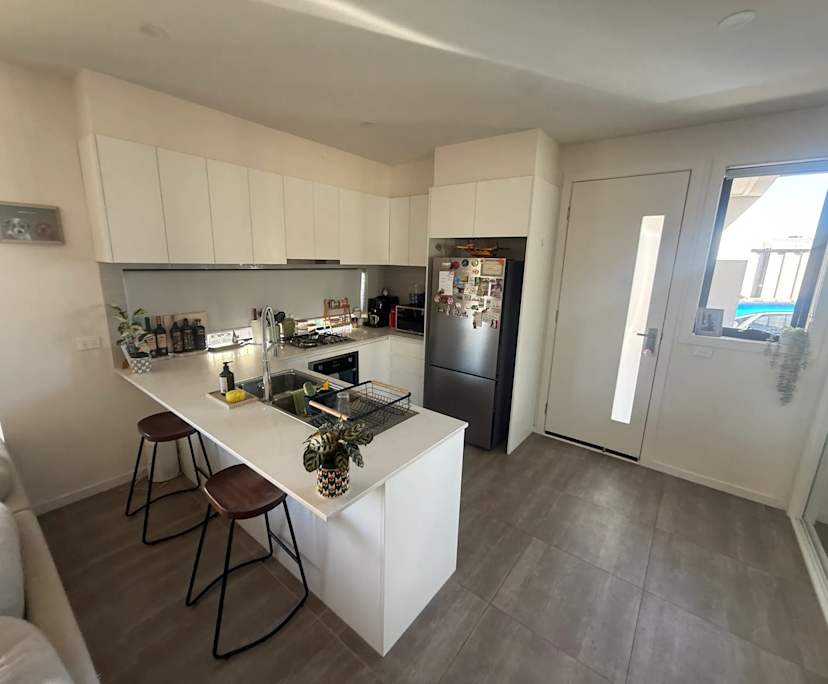 Room in a share house