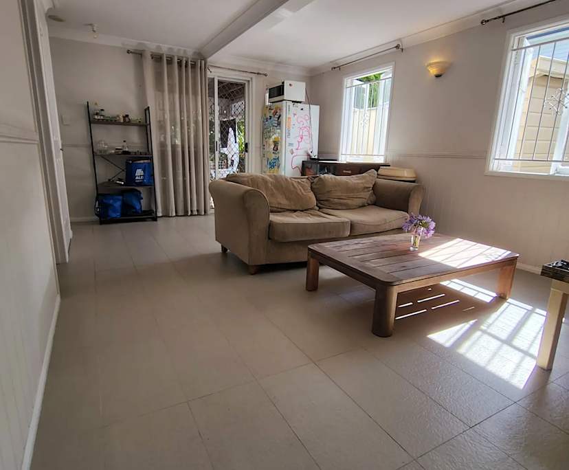$208, Share-house, 4 bathrooms, Greenslopes QLD 4120