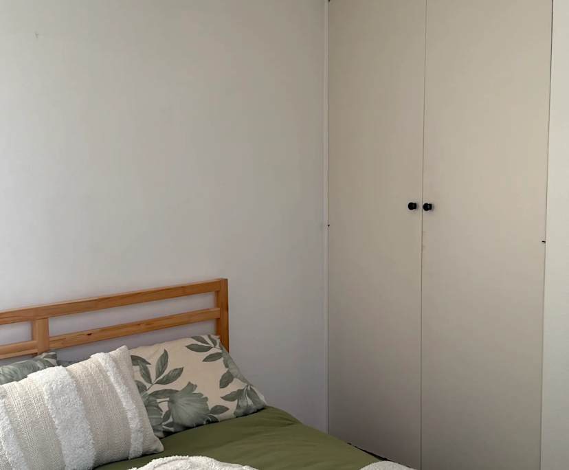 $450, Flatshare, 3 bathrooms, Fairlight NSW 2094