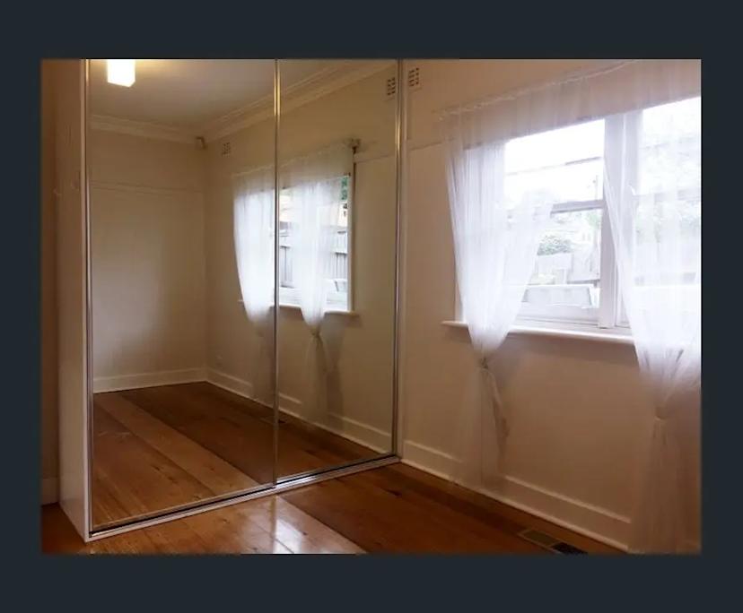 $345, Share-house, 2 bathrooms, Rosanna VIC 3084