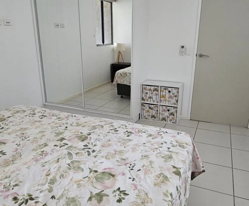 Furnished room in a flatshare