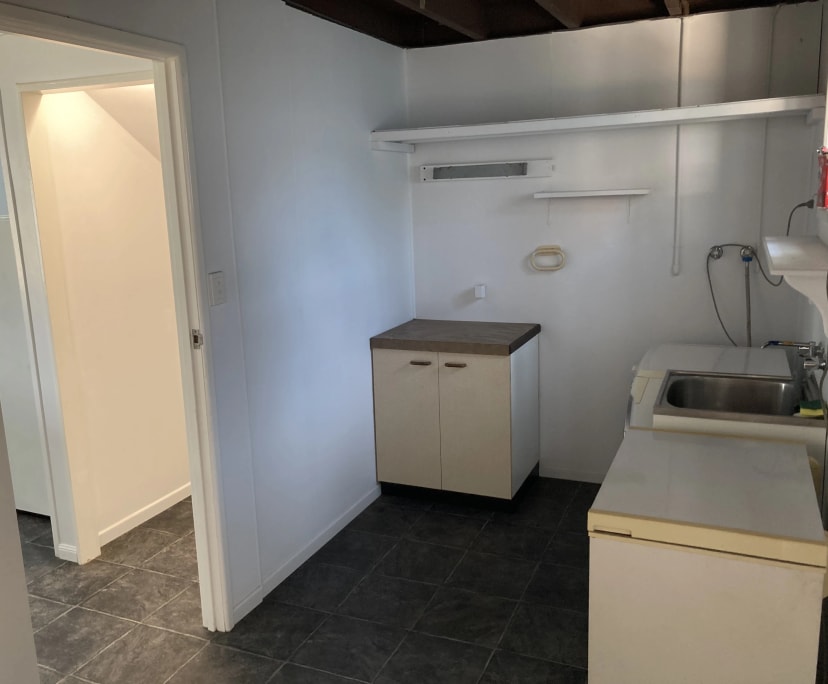 $300, Share-house, 4 bathrooms, Rural View QLD 4740