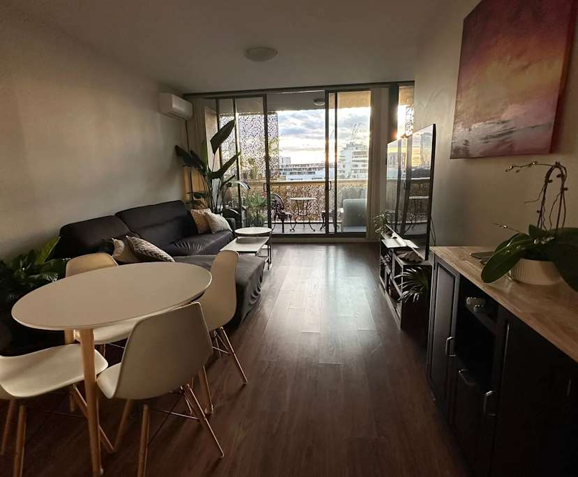 $450, Flatshare, 2 bathrooms, Zetland NSW 2017