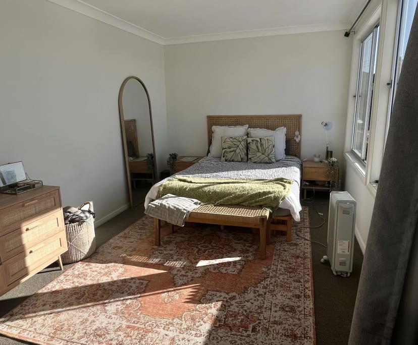 Room for Rent in Brookvale, Sydney 320, Furnished...