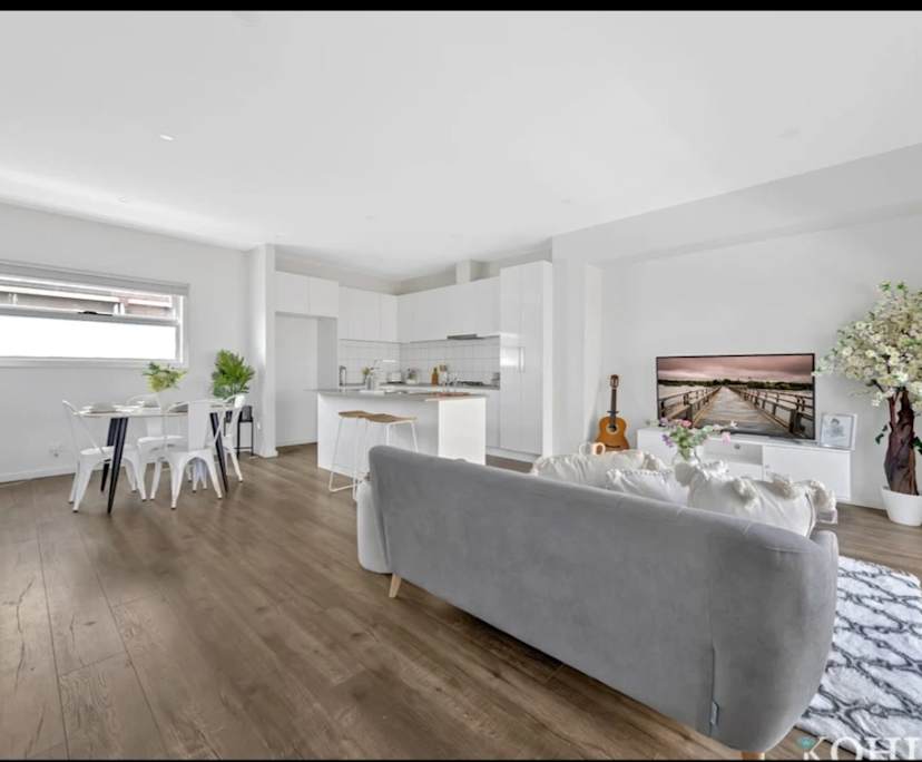 Furnished room with ensuite in a share house