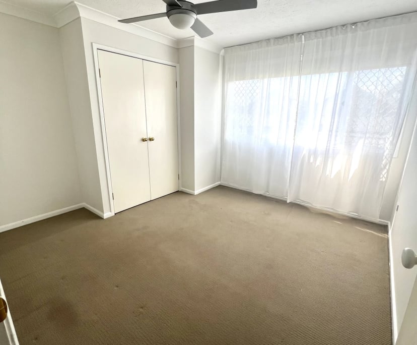 Unfurnished room in a share house