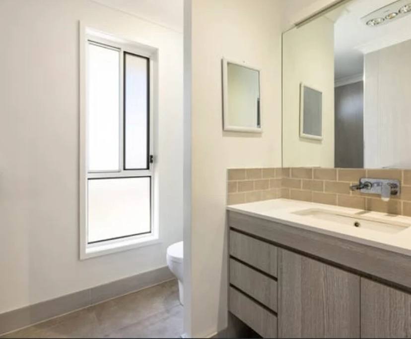 $400, Share-house, 5 bathrooms, Maudsland QLD 4210