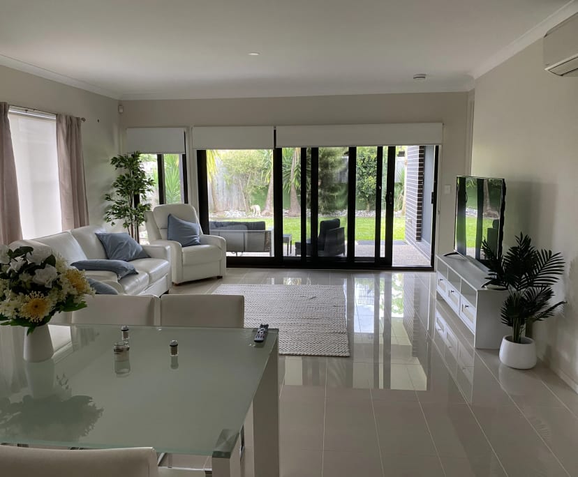 $300, Share-house, 4 bathrooms, Ormeau Hills QLD 4208