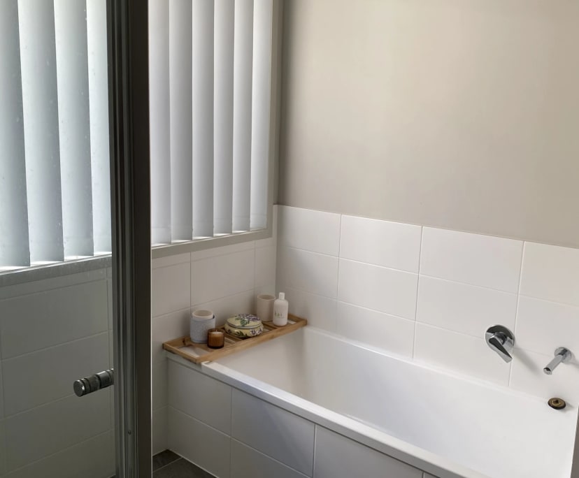 2 Rooms for Rent in Redland Bay, Brisbane 400, Fu...