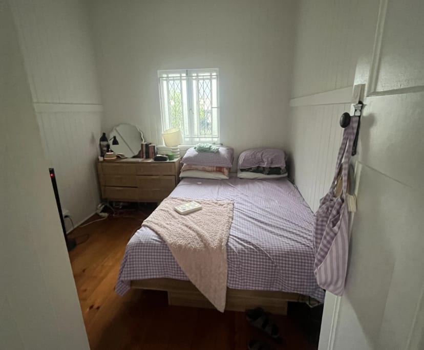 Unfurnished room in a share house