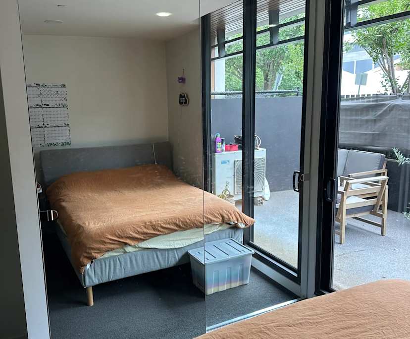 $325, Share-house, 2 bathrooms, Elsternwick VIC 3185