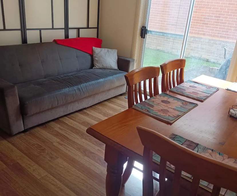 $290, Share-house, 3 bathrooms, Narellan Vale NSW 2567