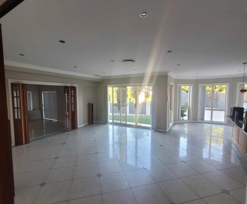 $330, Share-house, 6 bathrooms, Bella Vista NSW 2153