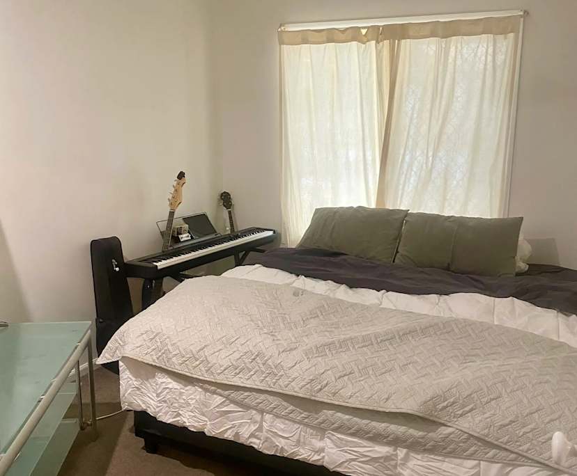 Unfurnished room in a share house
