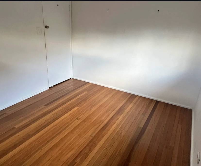 Unfurnished room in a share house