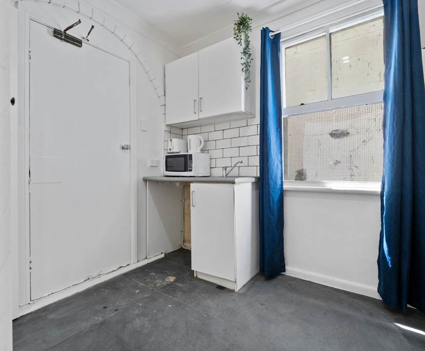 $400, Studio, 1 bathroom, Darlinghurst NSW 2010