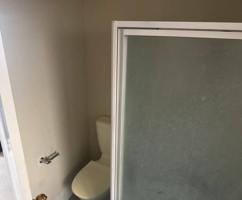 Unfurnished room with own bathroom