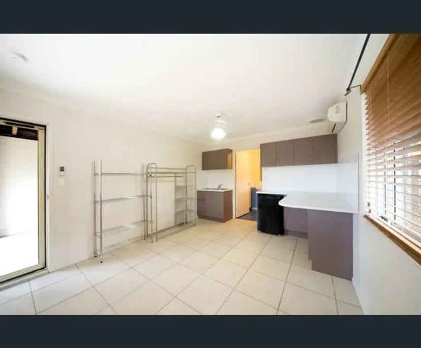 Room studio flat for rent