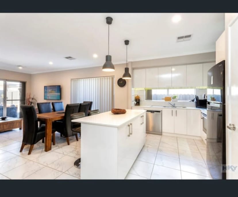 Room in a share house