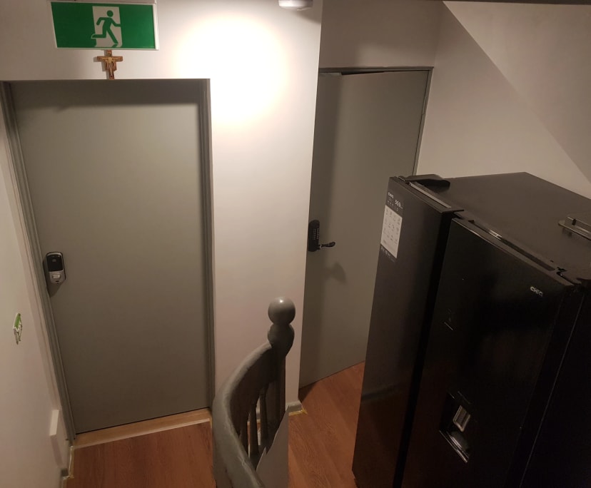 $230, Share-house, 2 bathrooms, Ashwood VIC 3147